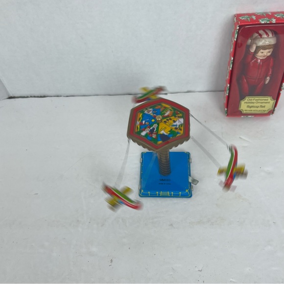 Bundle of tin toy airplane ride & ornament-nightcap Ned-IOB - Picture 7 of 12